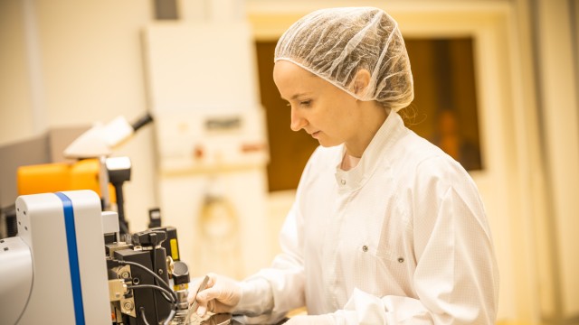  Barbara Szafranski at the LENA Research Centre. 
